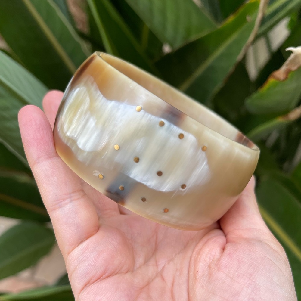 Brass pique wide horn bracelet bangle